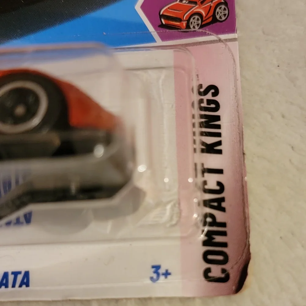 '15 Mazda MX-5 Miata Hot Wheels 2015